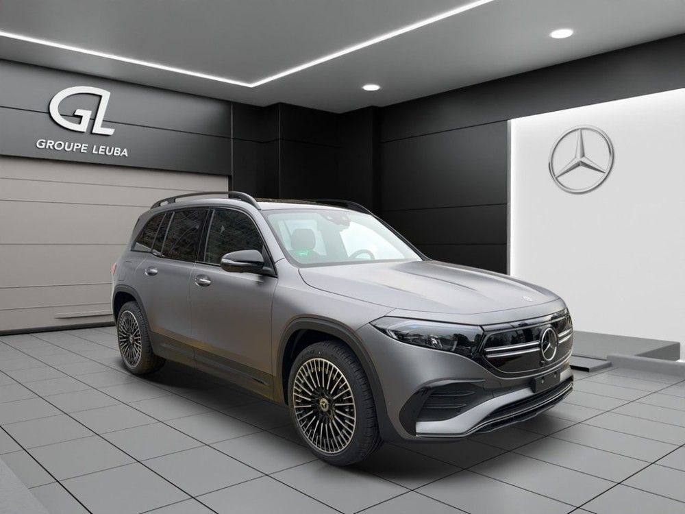 MERCEDES-BENZ EQB 300 AMG LINE 4MATIC