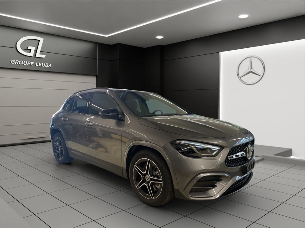 MERCEDES-BENZ GLA 220 4Matic 8G-DCT