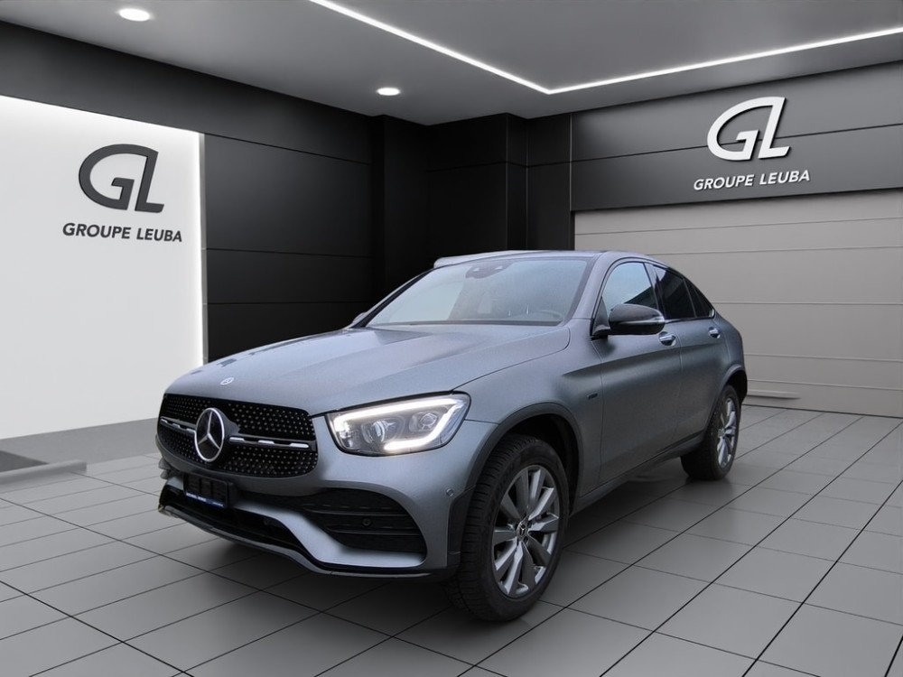 MERCEDES-BENZ GLC 300 GLC Coupé 300e AMGLine 4M