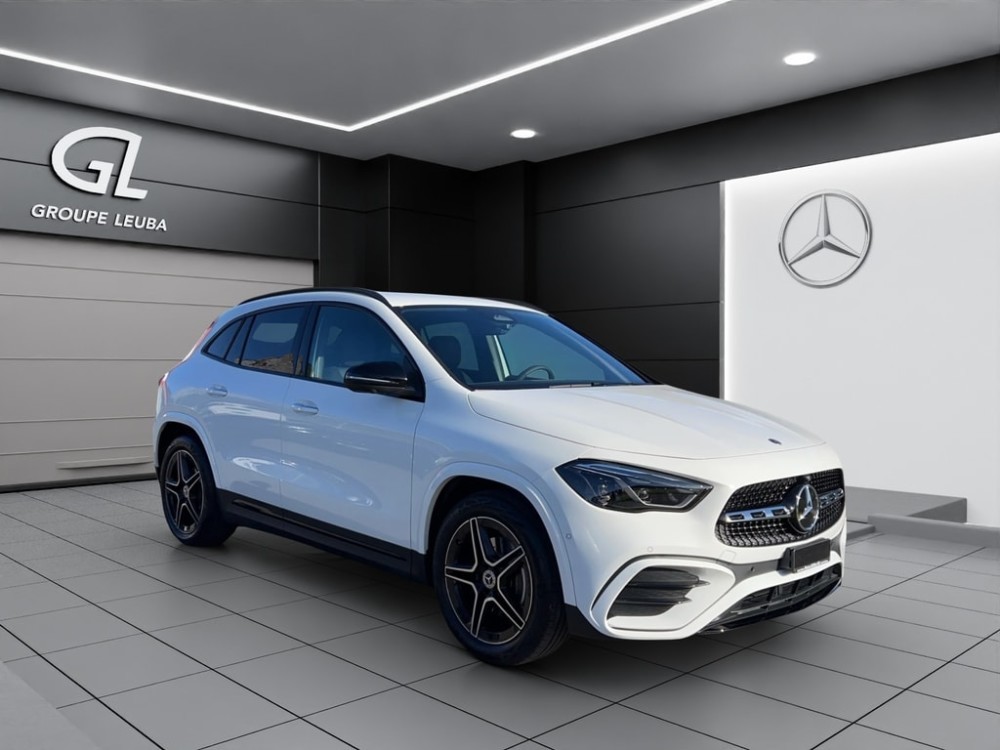 MERCEDES-BENZ GLA 220 4Matic 8G-DCT