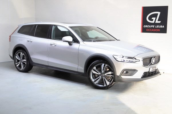 VOLVO V60 CC B5 Ultimate AWD