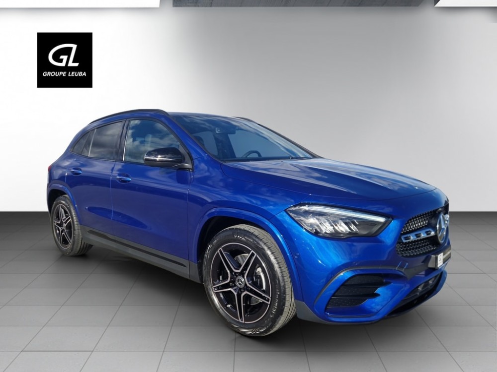 MERCEDES-BENZ GLA 200 Night Star 7G-DCT