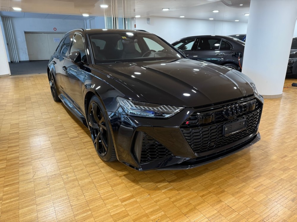 AUDI RS6 Avant 4.0 TFSI V8 quattro