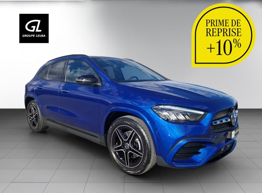 MERCEDES-BENZ GLA 200 Night Star 7G-DCT