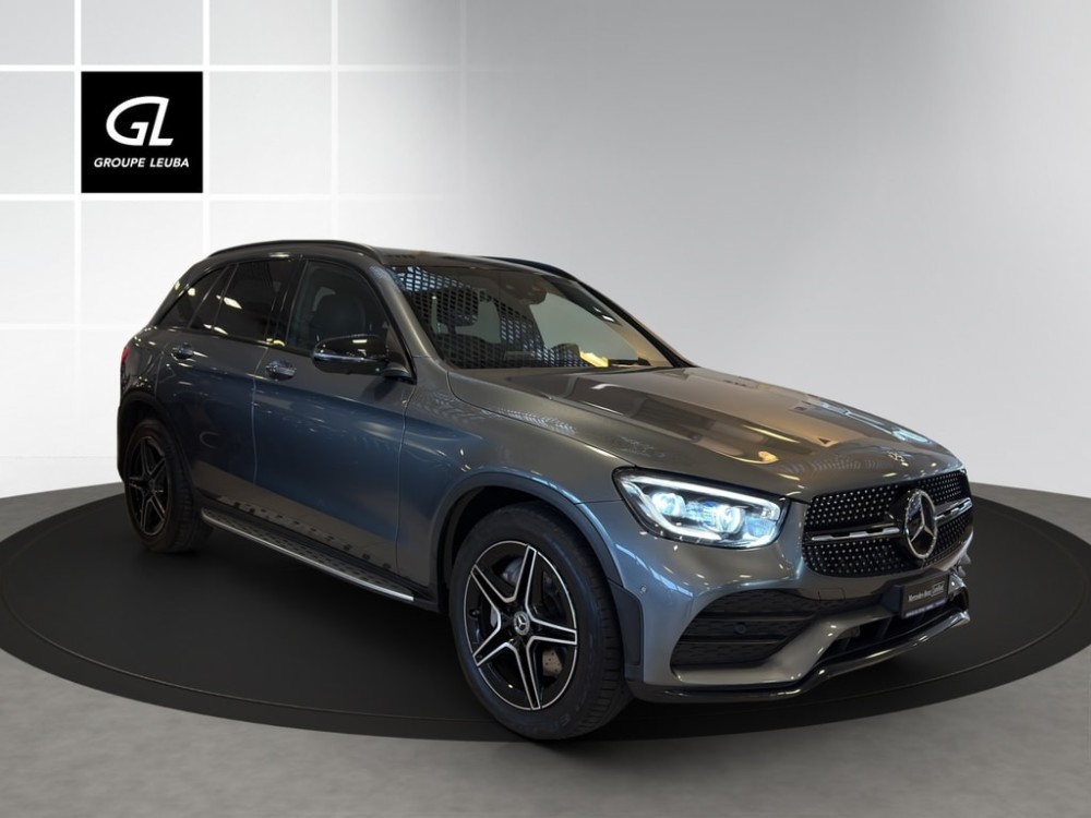 MERCEDES-BENZ GLC 220 d AMG Line 4Matic