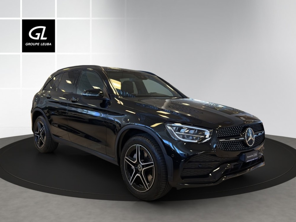 MERCEDES-BENZ GLC 200 AMG Line 4Matic