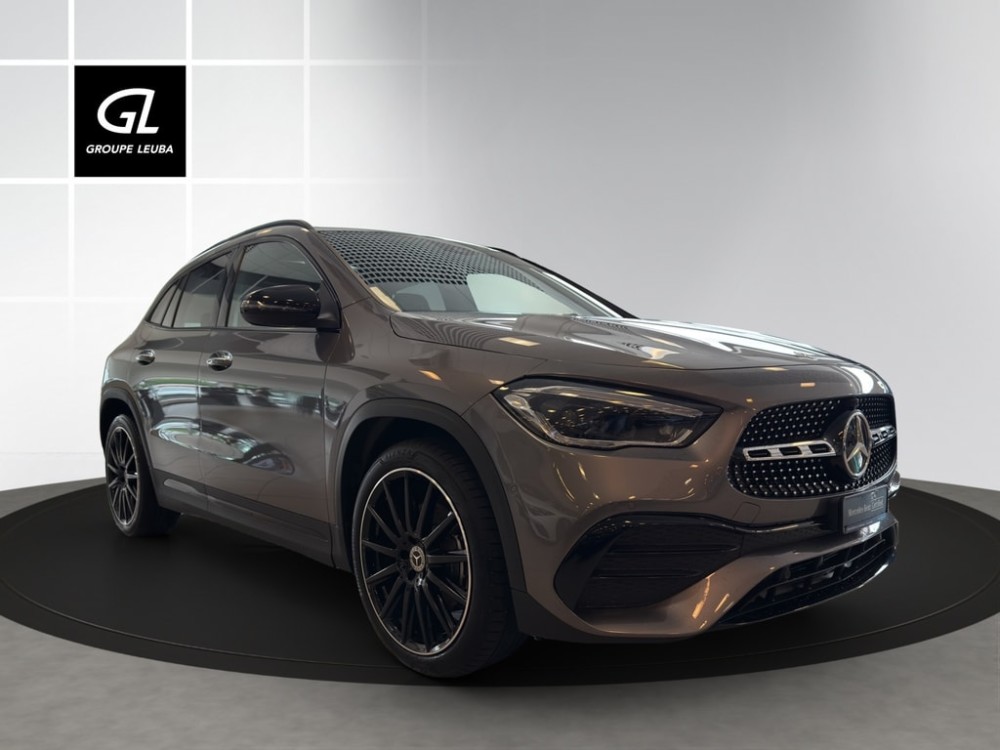 MERCEDES-BENZ GLA 220 d AMG Line 4Matic