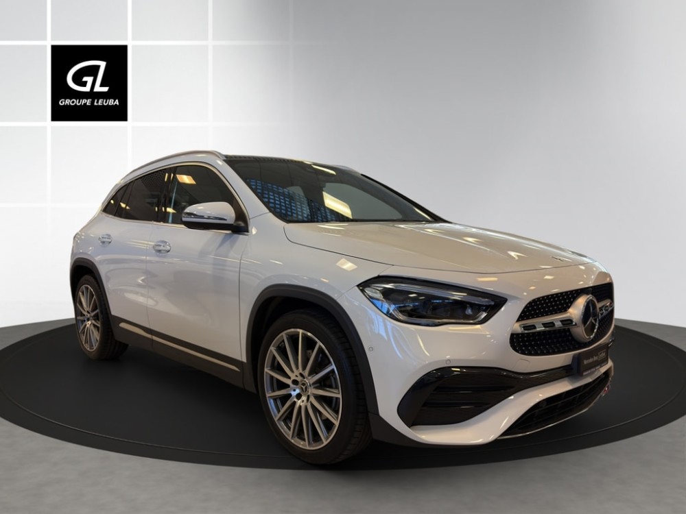MERCEDES-BENZ GLA 200 4M AMG Line 8G-D