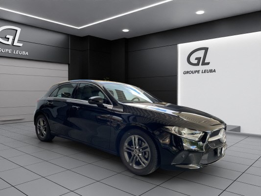 MERCEDES-BENZ A 200 Progressive