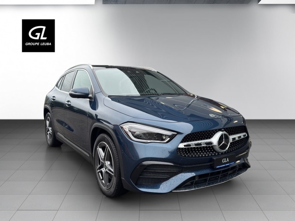 MERCEDES-BENZ GLA 250 AMG Line 4Matic