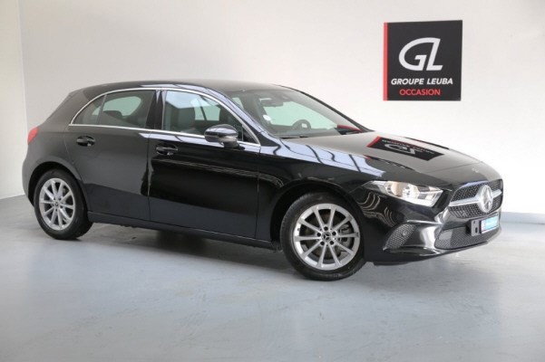 MERCEDES-BENZ A 200 Progressive