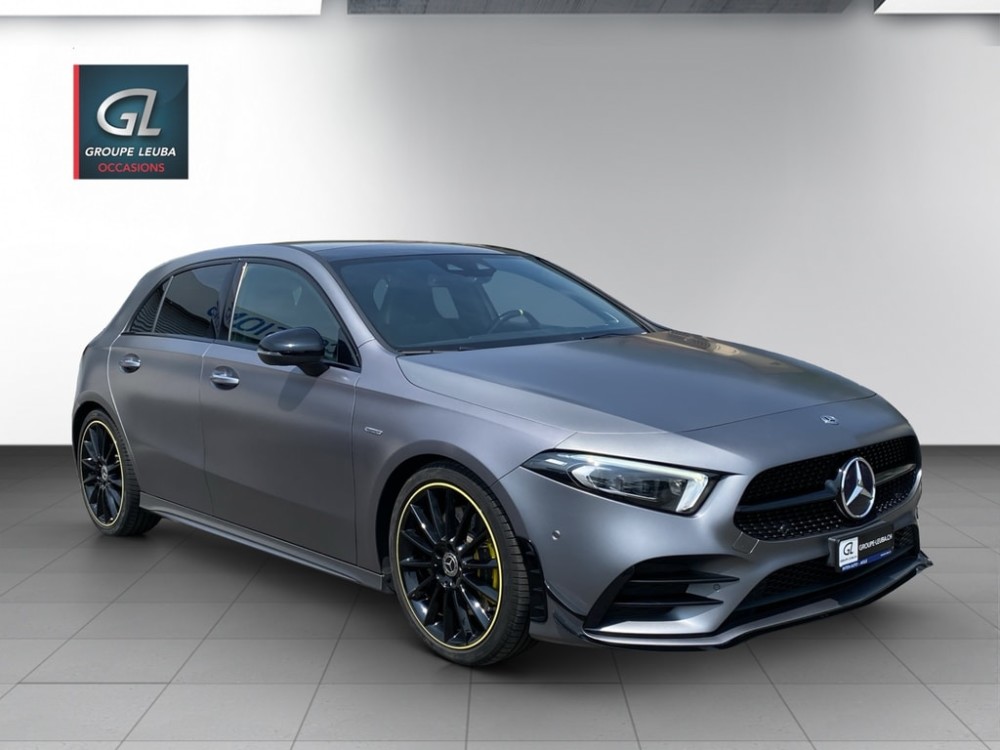 MERCEDES-BENZ A 250 AMG Line