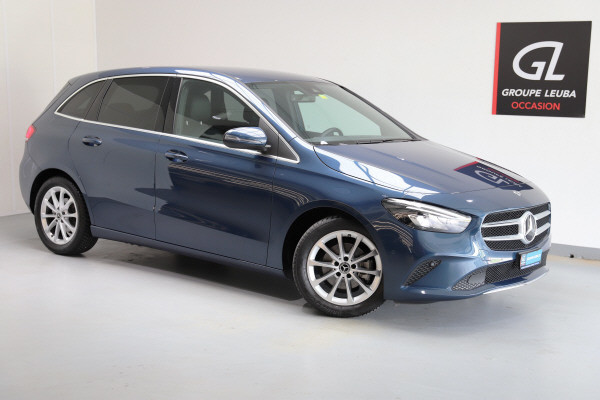 MERCEDES-BENZ B 180 Progressive