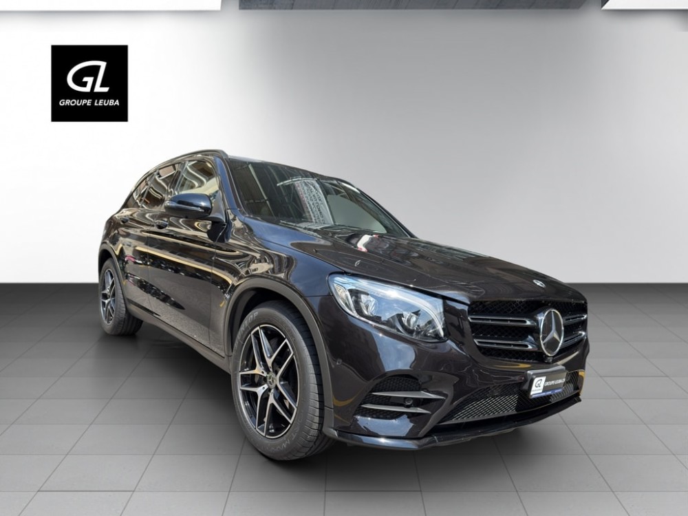 MERCEDES-BENZ GLC 250 AMG Line 4Matic 9G-Tronic