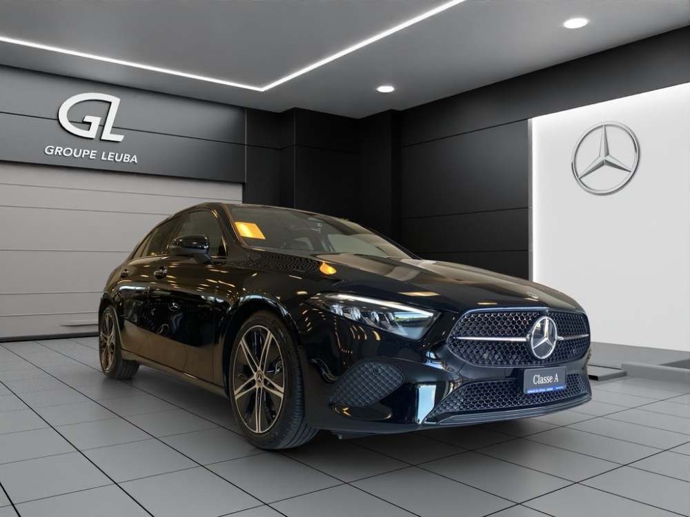 MERCEDES-BENZ A 200 Night Star 7G-DCT
