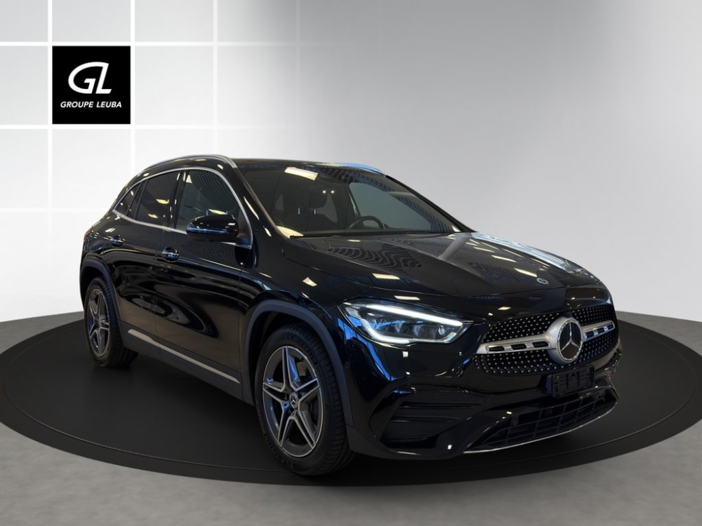 MERCEDES-BENZ GLA 250 AMG Line 4Matic