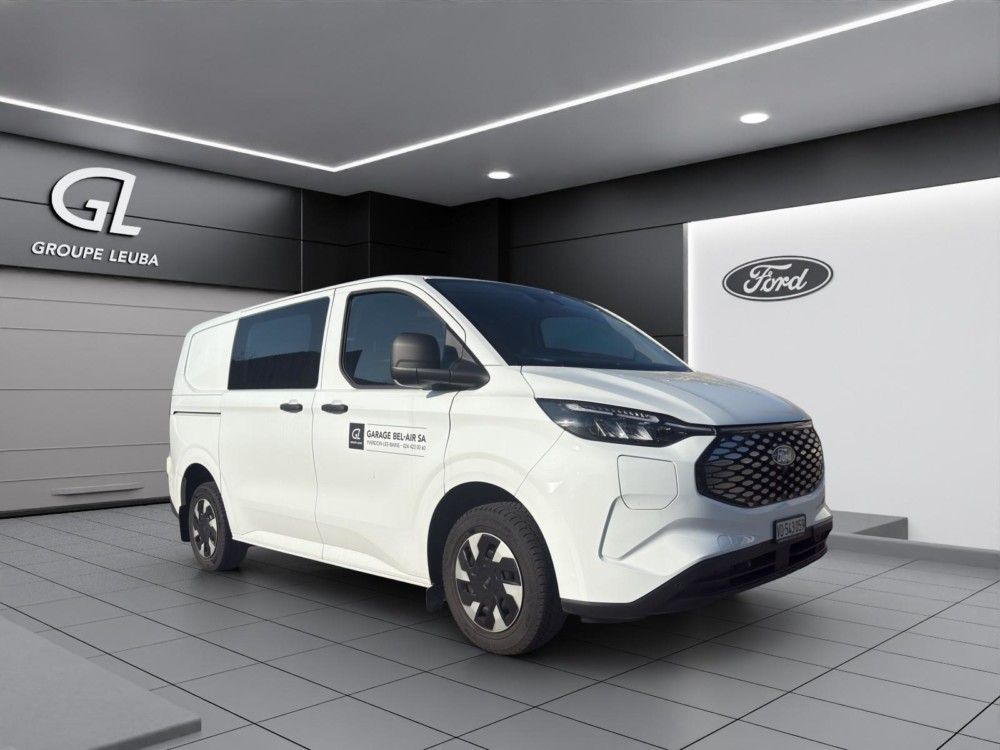 FORD TRANSIT CUSTOM Van 320 L1H1 65kWh Trend