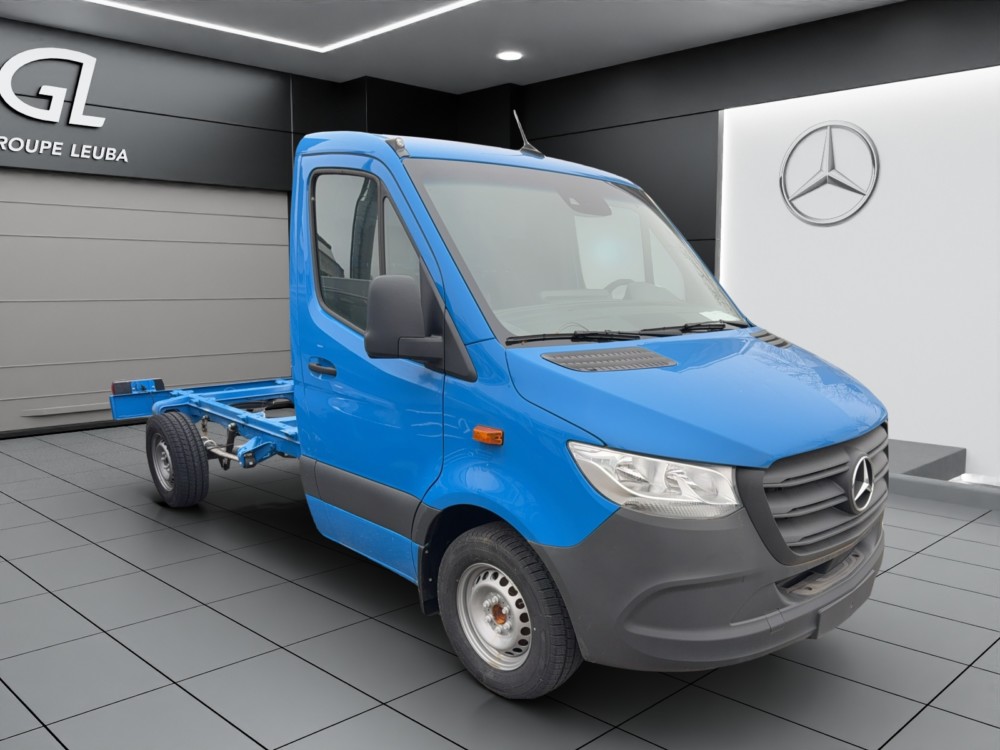 MERCEDES-BENZ Sprinter 319 CDI CH 3665 S