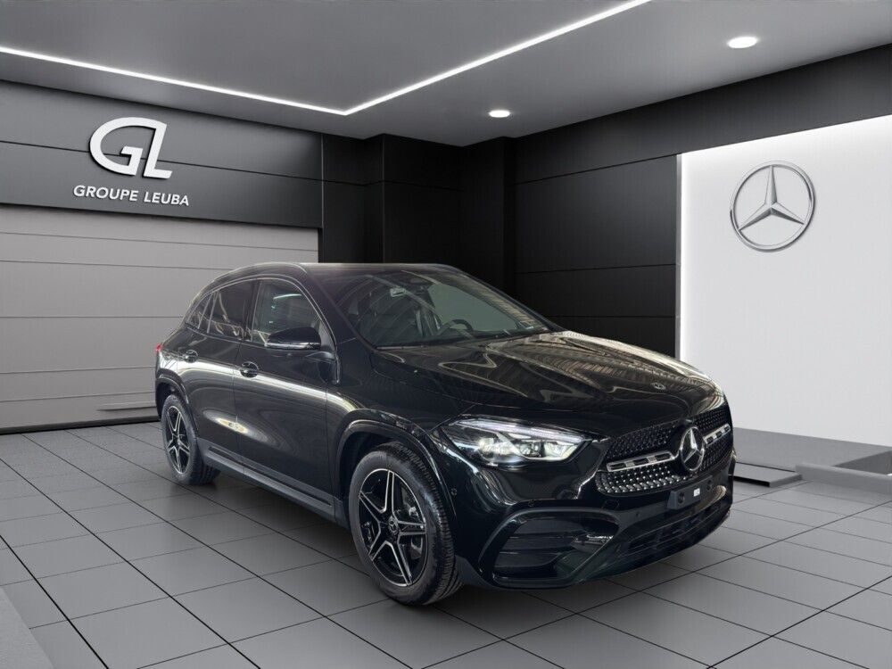 MERCEDES-BENZ GLA 220 4Matic 8G-DCT