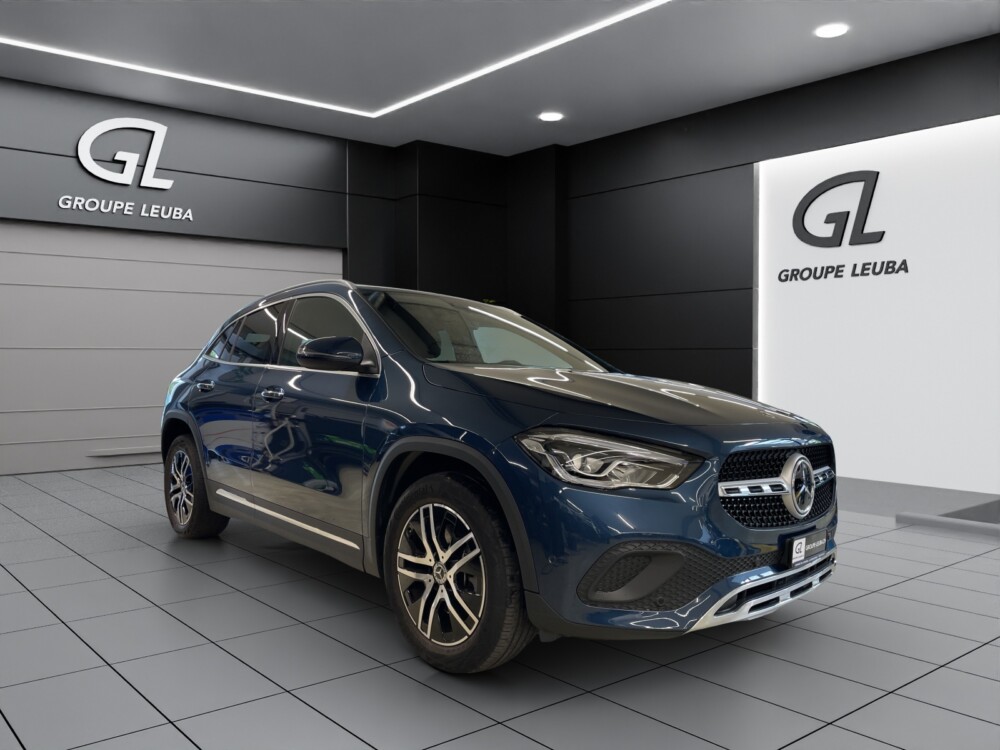 MERCEDES-BENZ GLA 220 d 4Matic Progressive 8G-DCT