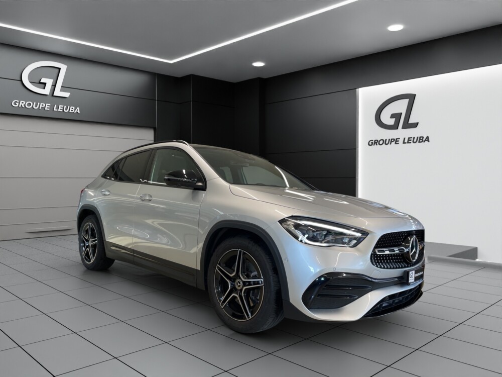 MERCEDES-BENZ GLA 250 4Matic AMG Line 8G-DCT