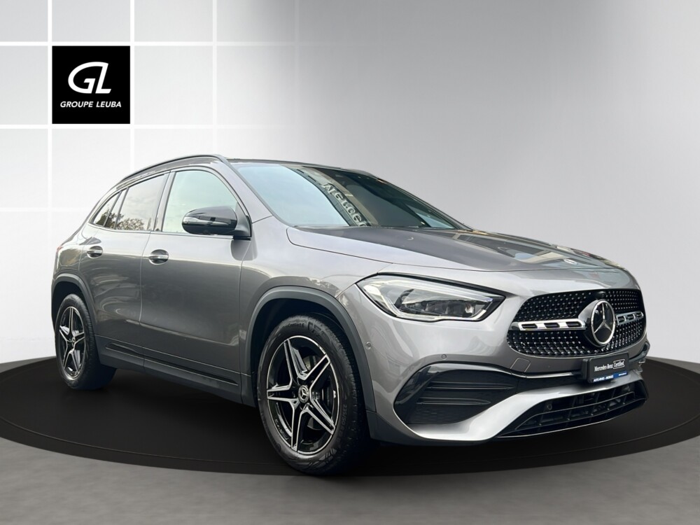 MERCEDES-BENZ GLA 200 7G-DCT