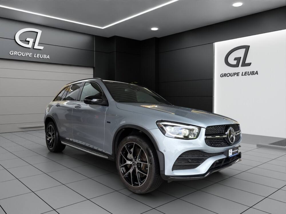 MERCEDES-BENZ GLC 300 e AMG Line Plus 4Matic 9G-Tronic