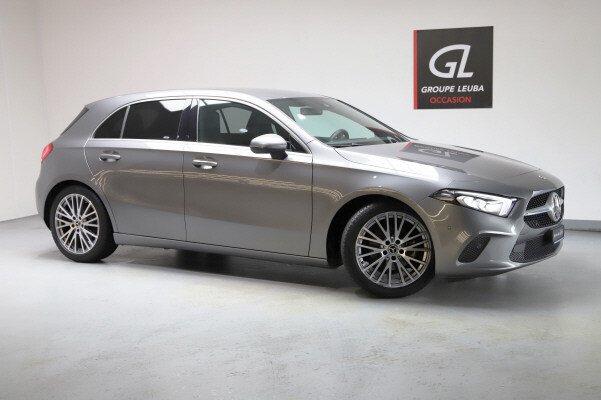 MERCEDES-BENZ A 180 Progressive