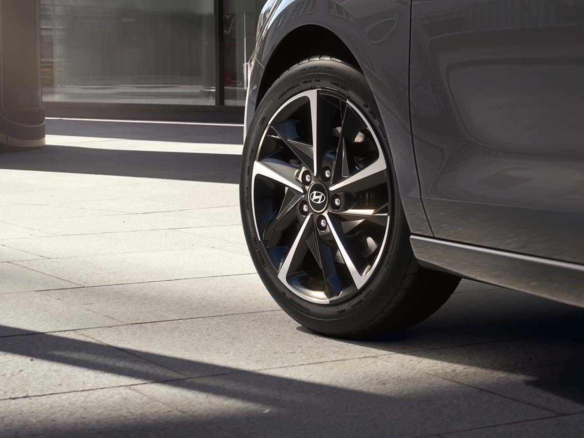 La roue avant de la Hyundai i30