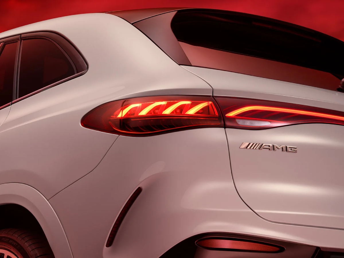 Découvrez la Mercedes-AMG EQE SUV