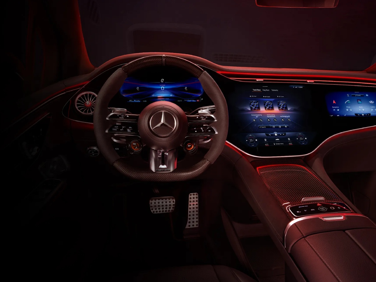 Découvrez la Mercedes-AMG EQE SUV