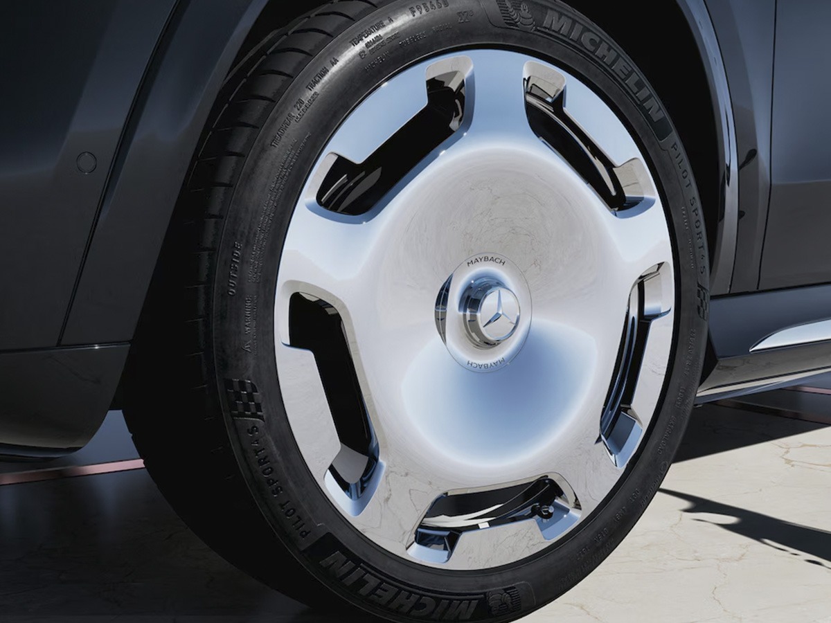 Découvrez Mercedes-Maybach GLS