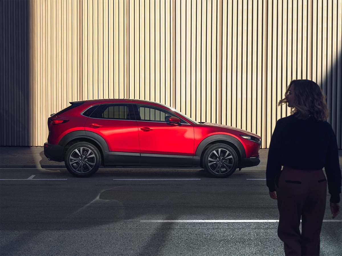La Mazda CX-30 de profil