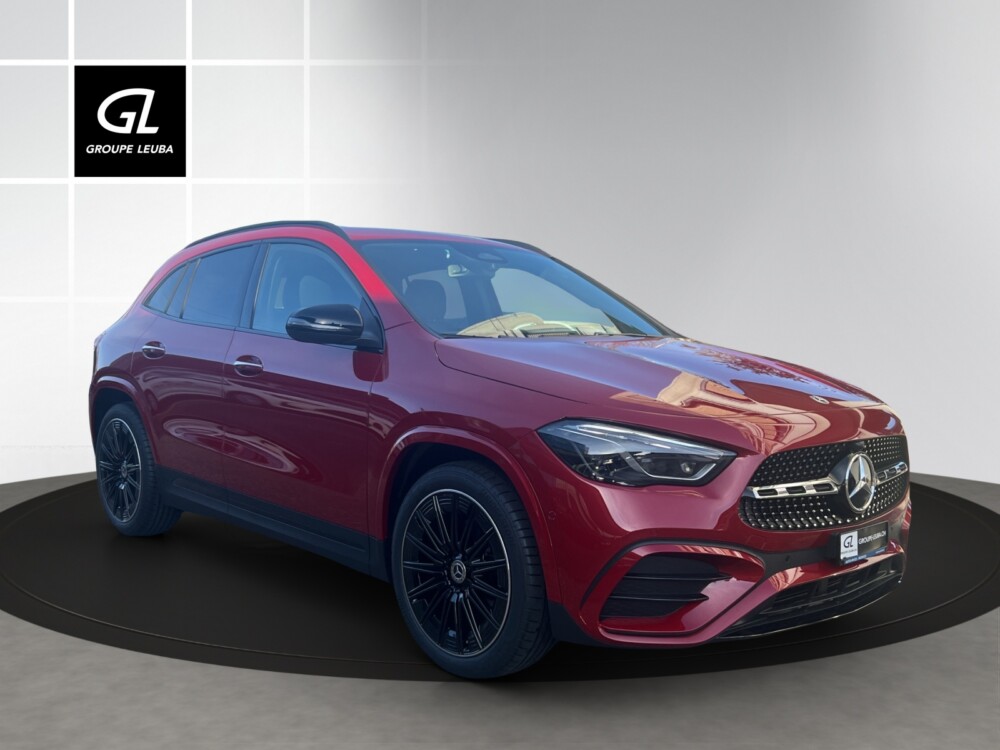 MERCEDES-BENZ GLA 200 Night Star 7G-DCT