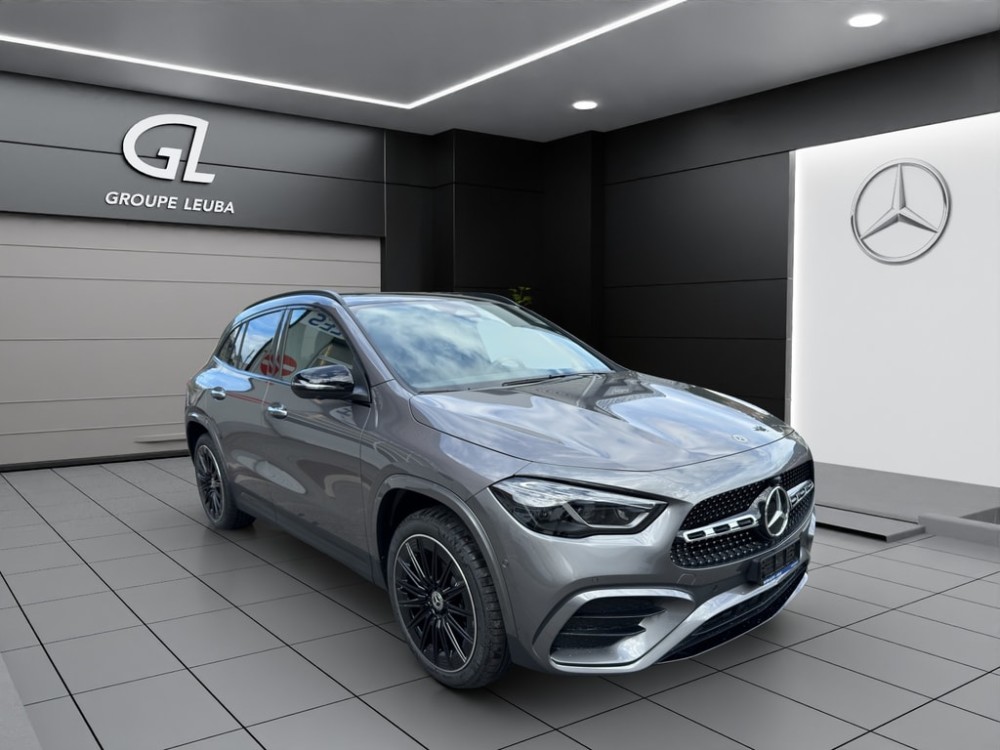 GLA 220 4Matic 8G-DCT