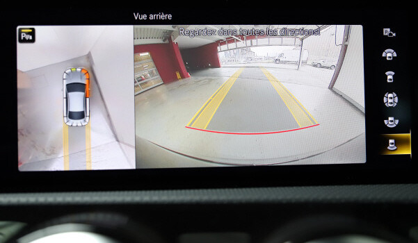 MERCEDES-BENZ CLA 250 AMG Line 4Matic