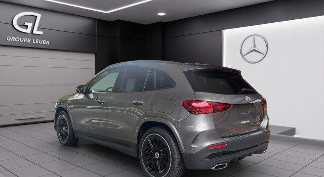 MERCEDES-BENZ GLA 250 4Matic 8G-DCT Swiss Star
