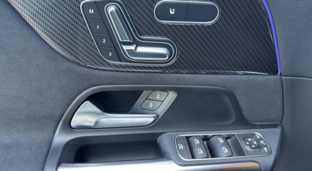 MERCEDES-BENZ GLA 220 4Matic 8G-DCT