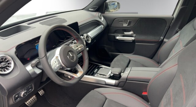 MERCEDES-BENZ EQB 350 66,5 kWh 4Matic Swiss Star