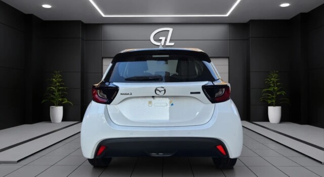 MAZDA 2 Hybrid Exclusive-line