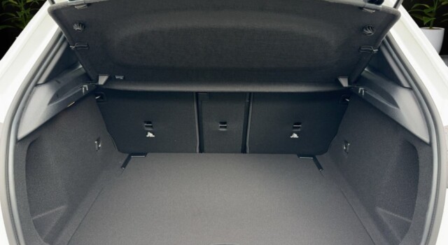 MERCEDES-BENZ A 250 e 8G-DCT