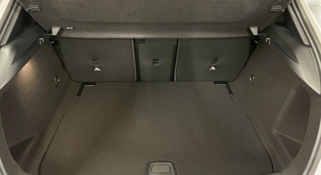 MERCEDES-BENZ A 200 Night Star 7G-DCT