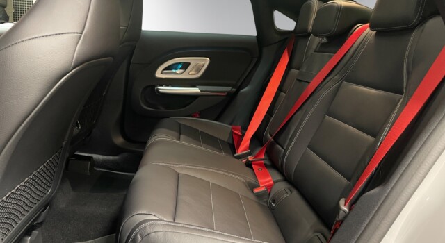 MERCEDES-BENZ CLA 220 8G-DCT 4Matic