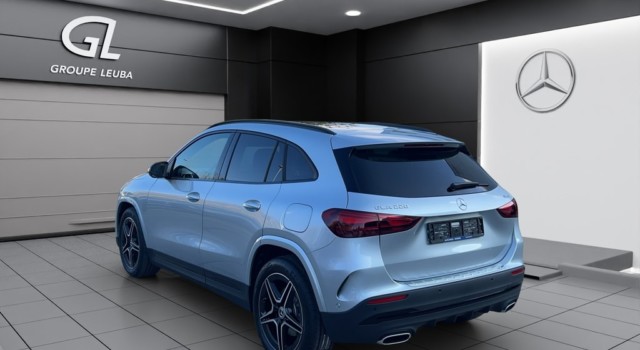 MERCEDES-BENZ GLA 220 4Matic 8G-DCT