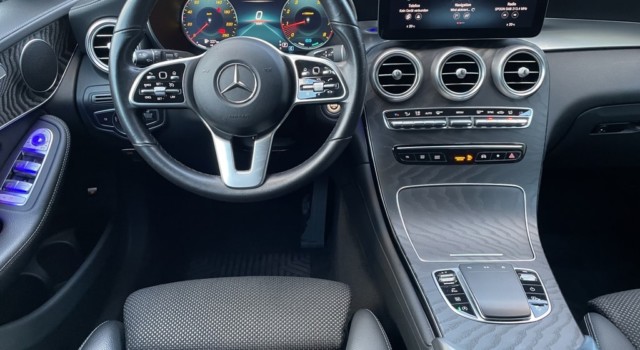 MERCEDES-BENZ GLC 200 4Matic 9G-Tronic