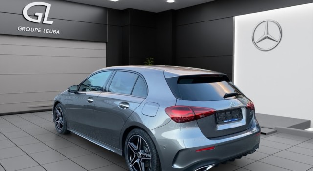 MERCEDES-BENZ A 200 Night Star 7G-DCT