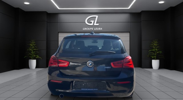 BMW 118 i Essential Edition Steptronic