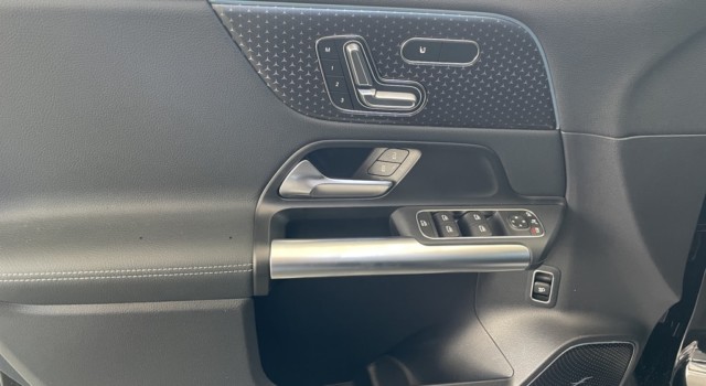MERCEDES-BENZ EQA 350 66,5 kWh 4Matic Excellence