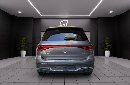 MERCEDES-BENZ EQB 350 AMG Line 4Matic