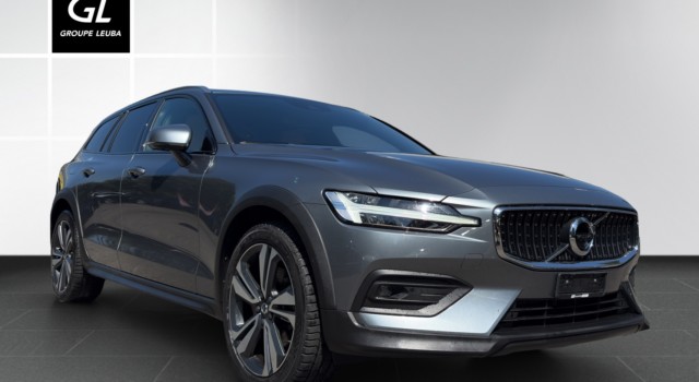 VOLVO V60 Cross Country D4 AWD